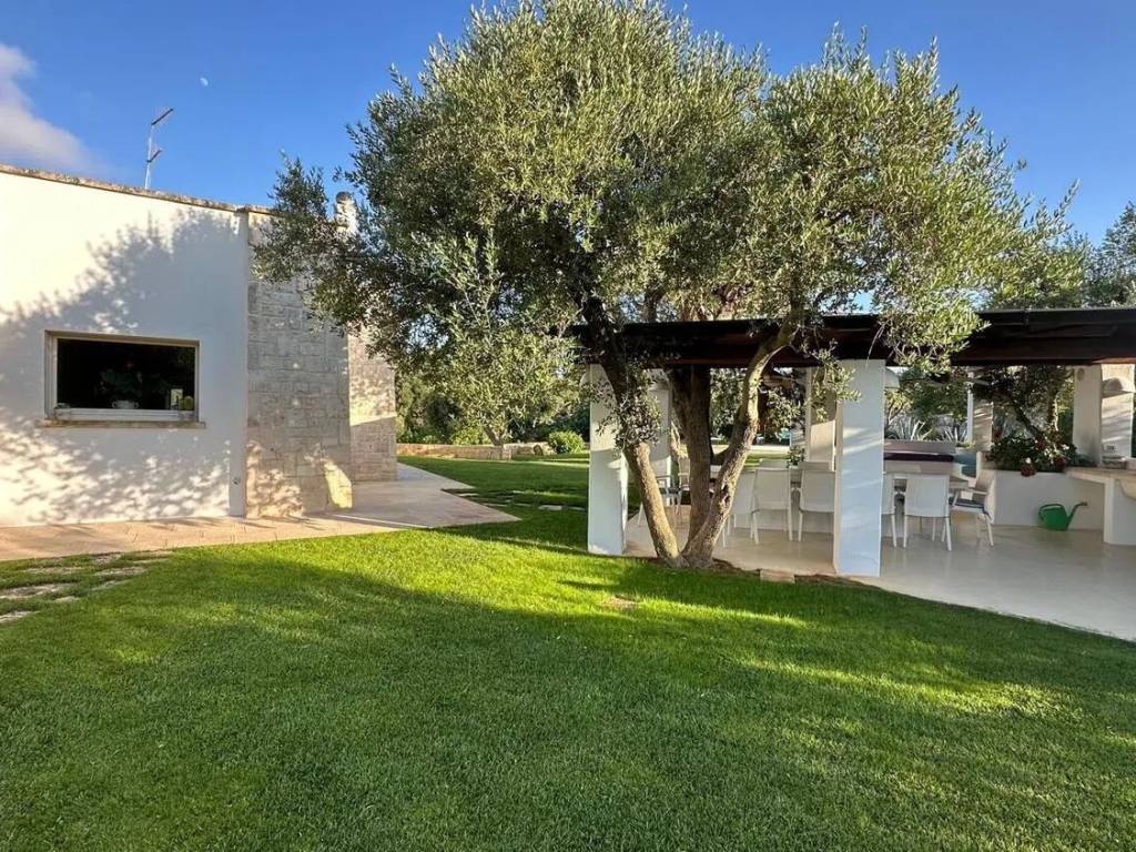 Villa a Ostuni in Strada Provinciale 21 S.N.C. - Foto 3
