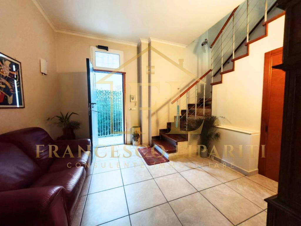 Villa a Arzano in Via Arrigo Boito - Foto 4