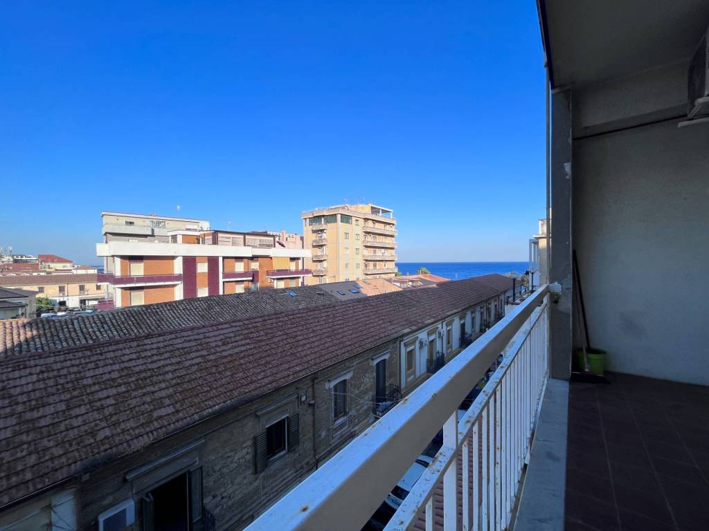Appartamento a Catanzaro in Via Nazario Sauro, 9 - Foto 2