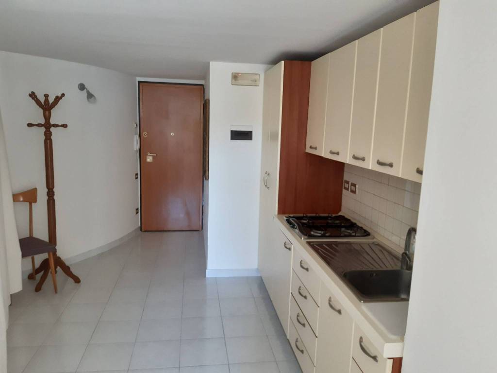 Appartamento a Matera in Via Colonnello Rocco Lazazzera - Foto 5