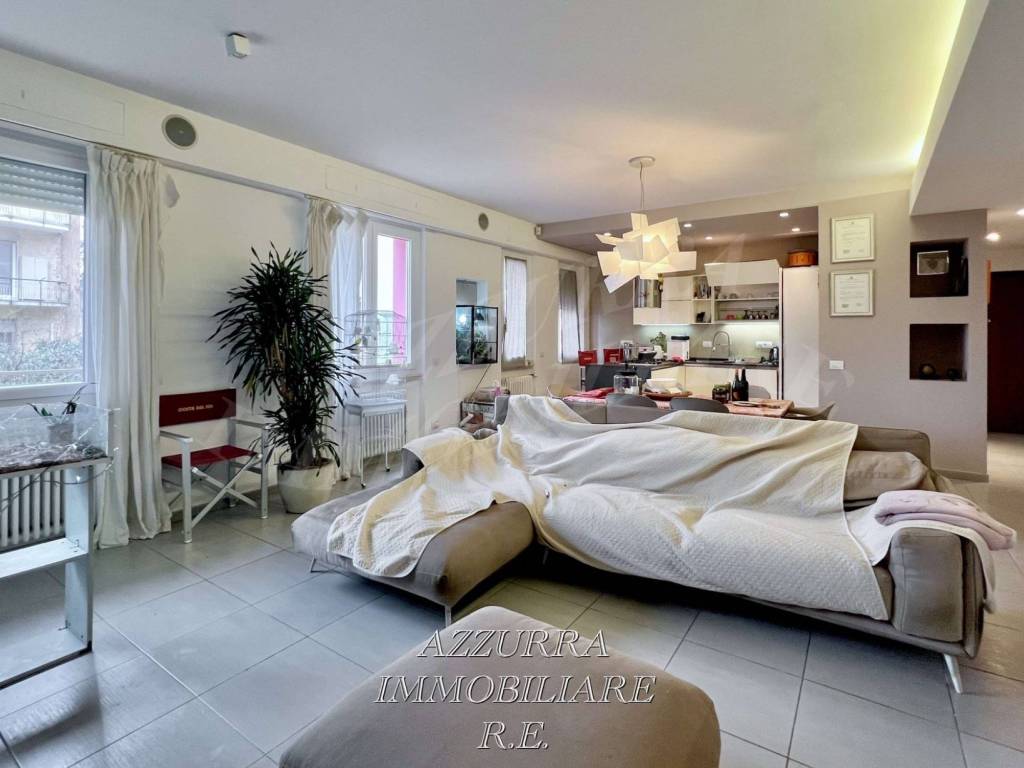 Appartamento a Savona in Via Ignazio Scotto - Foto 2