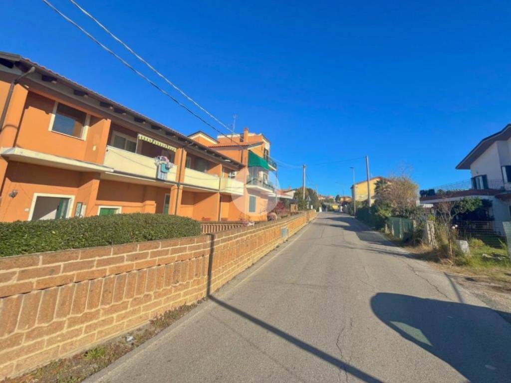Terreno a Roseto degli abruzzi in Via V. Cerulli - Foto 3