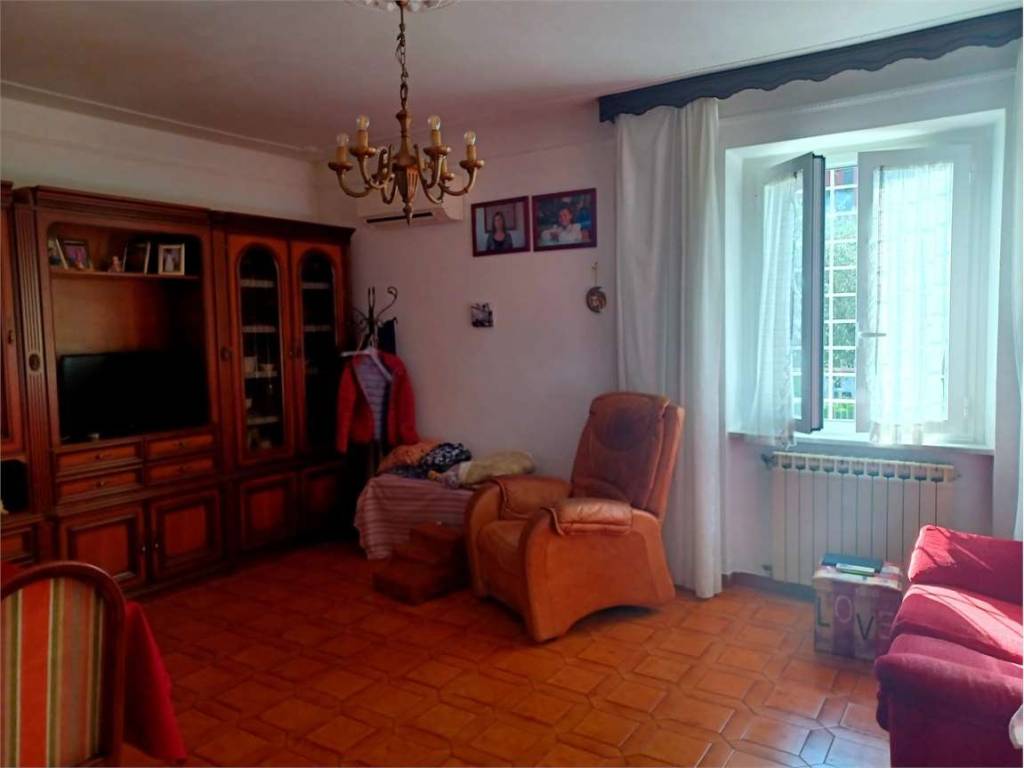 Casa indipendente a Castelnuovo magra in via aurelia , 1 - Foto 2