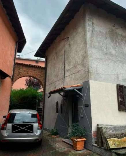 Casa indipendente a Bisuschio in Via Carlo Porta - Foto 2
