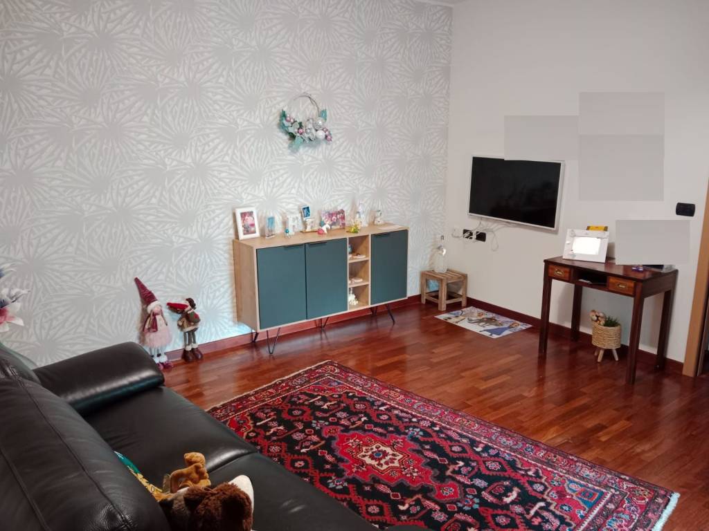 Casa indipendente a Acquaviva delle fonti in Via Tommaso Ciccarone - Foto 5
