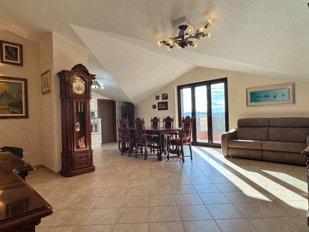 Attico / mansarda a Nereto in Via Ignazio Silone - Foto 5