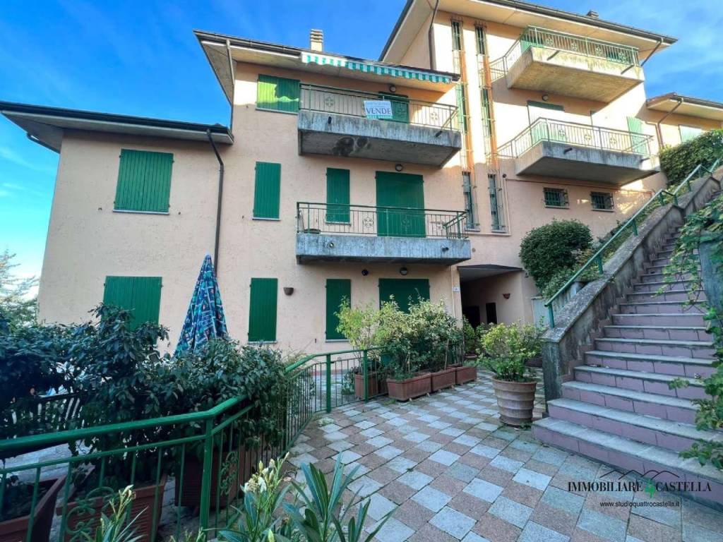 Appartamento a Carpineti in via IV Novembre 63 - Foto 3