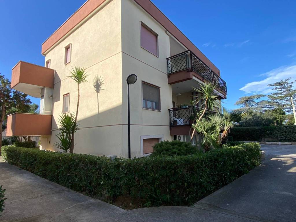 Appartamento a Bisceglie in Via Carrara Salsello - Foto 4