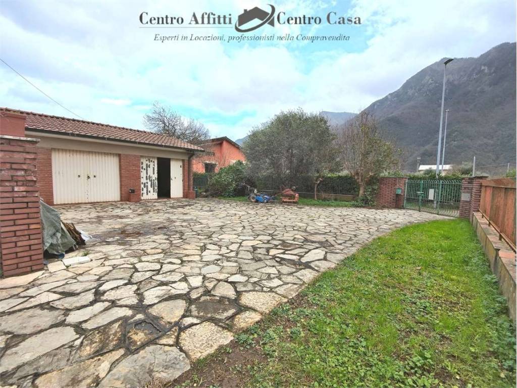Villa a Borgo a mozzano in Via Contessa Matilde - Foto 2