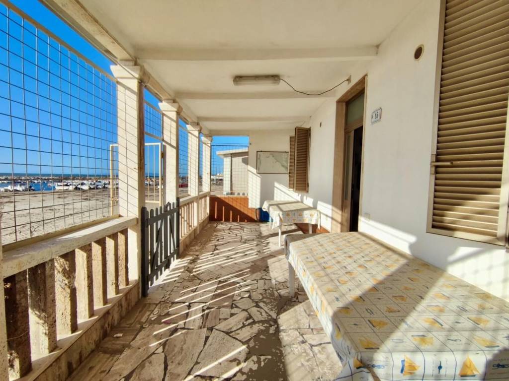 Villa a Follonica in Via Solferino - Foto 2