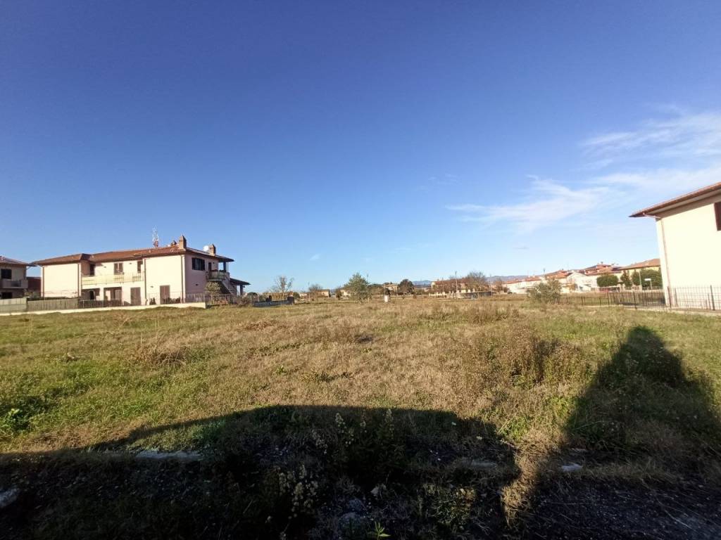 Terreno a Castiglione del lago in Via Roma, 152 - Foto 5