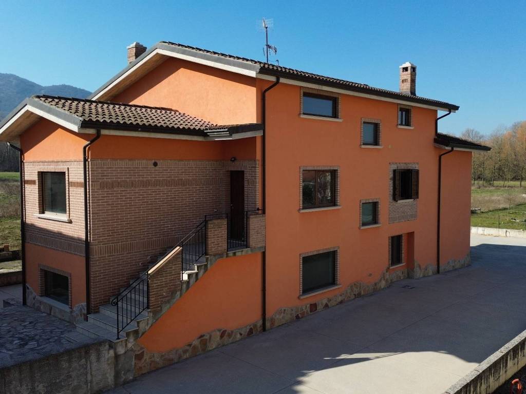 Villa a Bojano in Via San Bartolomeo - Foto 2