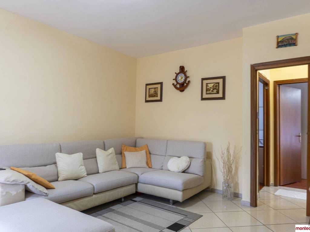 Appartamento a Montecatini-terme in Via Umbria, 48 - Foto 2