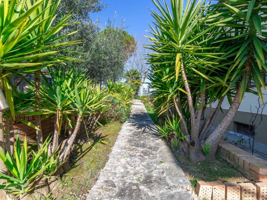 Villa a Monte roberto in Via San Marco - Foto 3