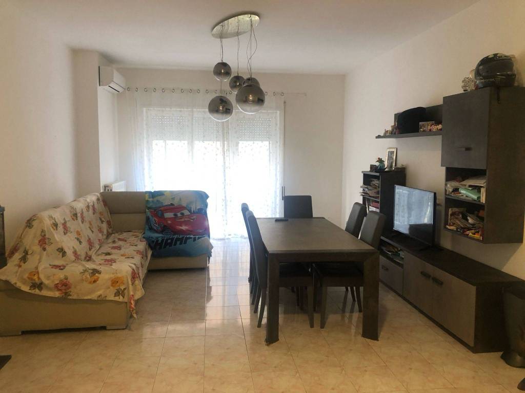 Appartamento a Terracina in Via Piero Gobetti - Foto 4