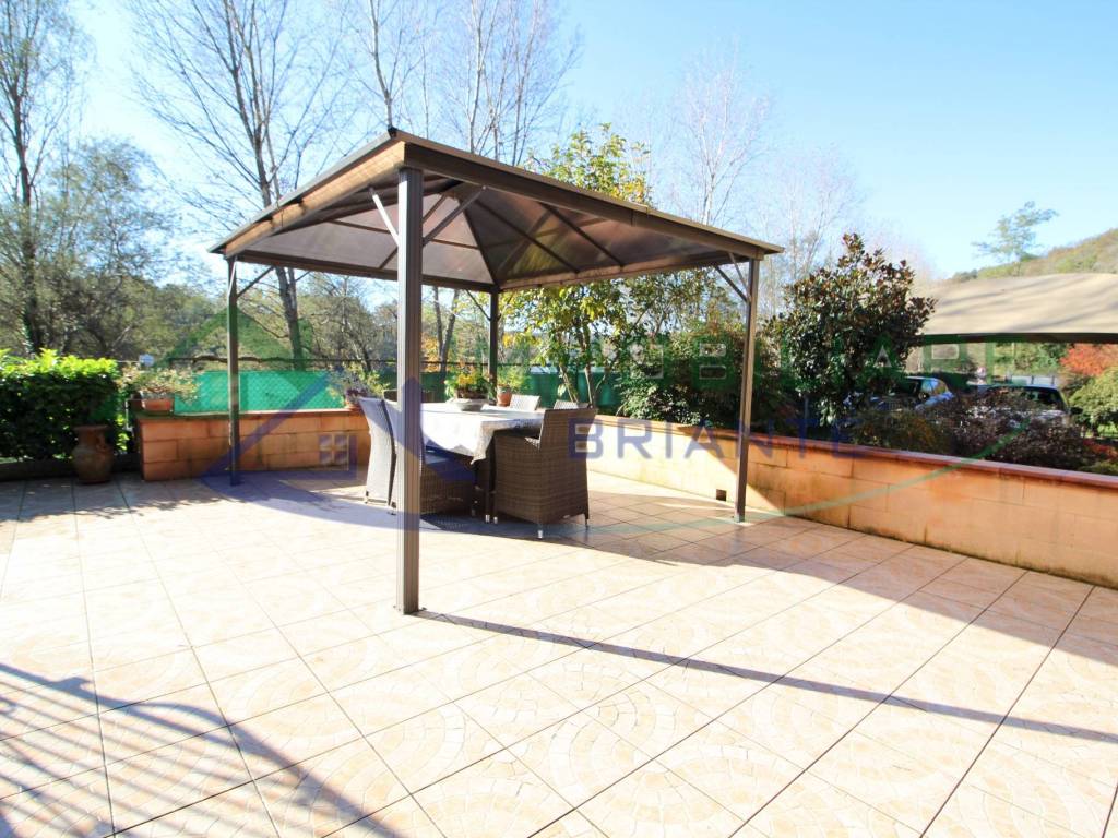 Villa a Somma lombardo in Via Canottieri - Foto 4