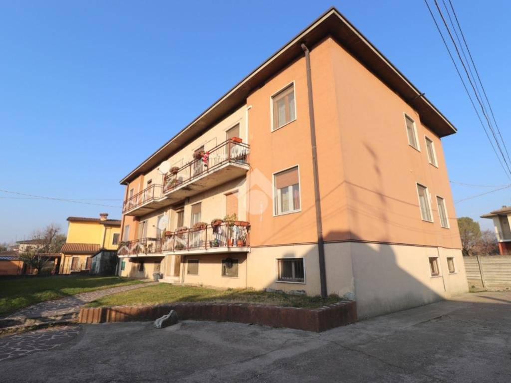 Appartamento a Calvisano in Via Teodoro Schilini - Foto 3