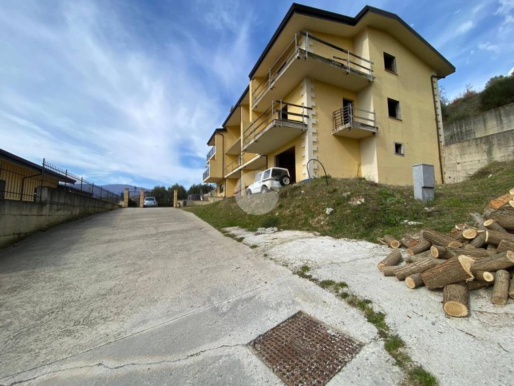 Villetta a schiera a Montalto uffugo in via SAN RAFFAELE - Foto 5