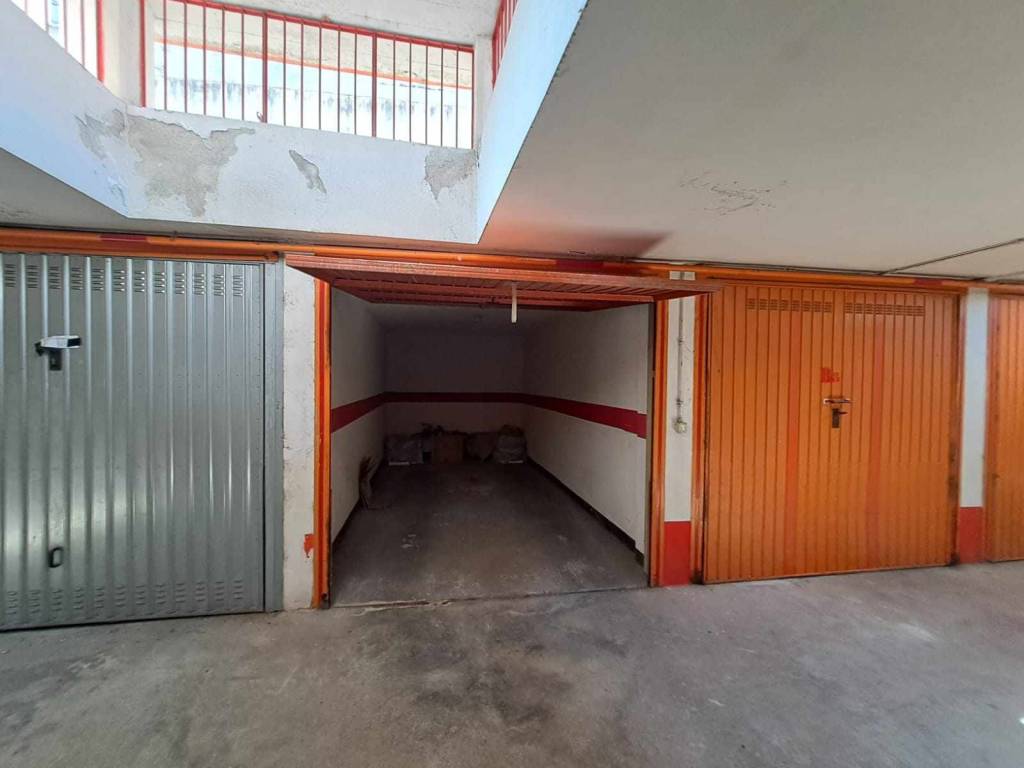 Box / garage a Settimo torinese in Via Chiomo - Foto 2