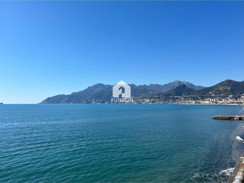 Appartamento a Salerno in Via Alfredo De Crescenzo, 18 - Foto 3