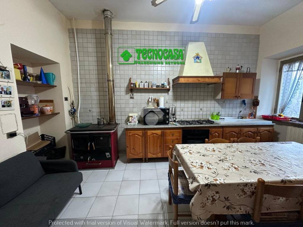 Casa indipendente a Summonte in Via embriciera, 1 - Foto 2