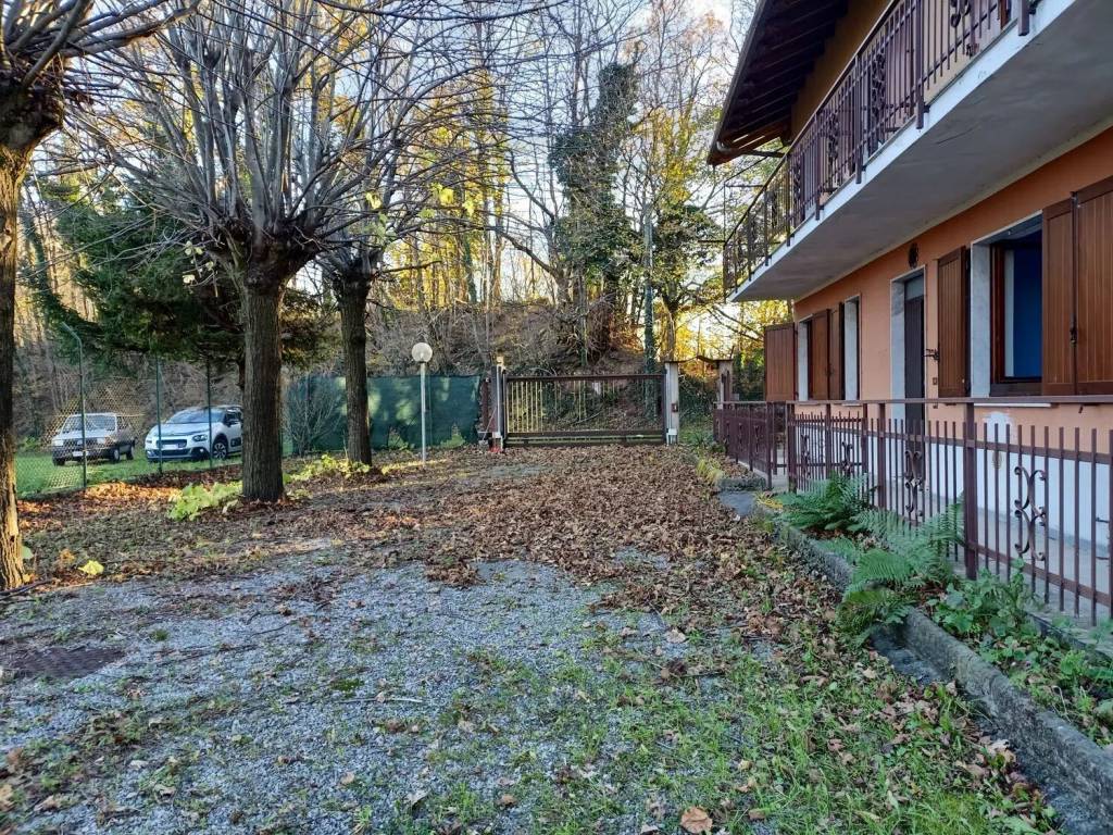 Villa a Viggiù in Viale Varese1 - Foto 2