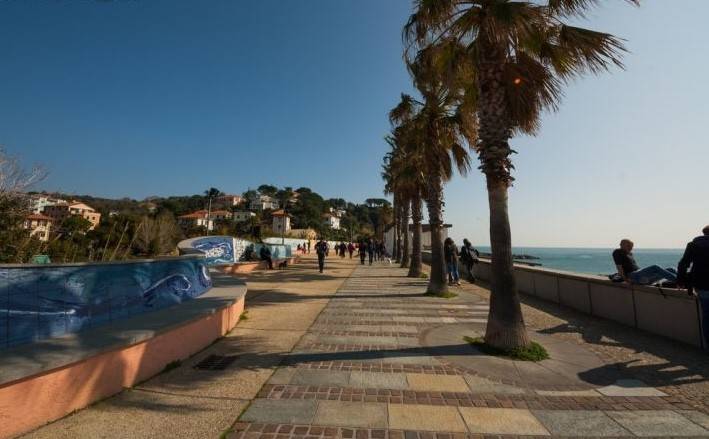 Appartamento a Albissola marina in Via Italia - Foto 2