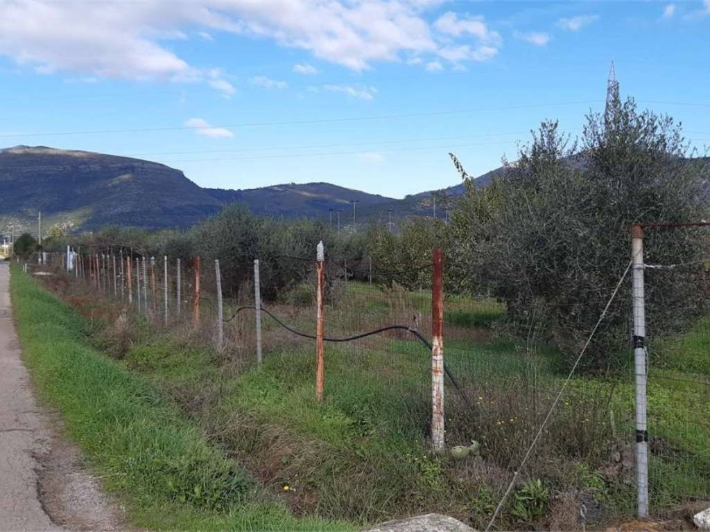Terreno a Fondi in Via Ponte Tavolato - Foto 5