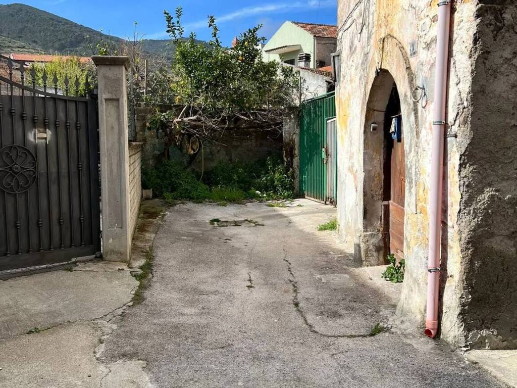 Villa a Falciano del massico in Via Sambuco, 12 - Foto 4