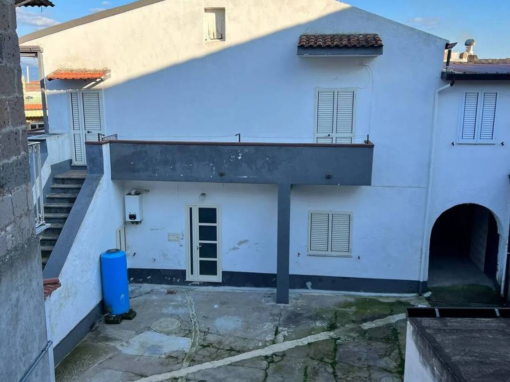 Villa a Falciano del massico in Corso Garibaldi, 29 - Foto 3