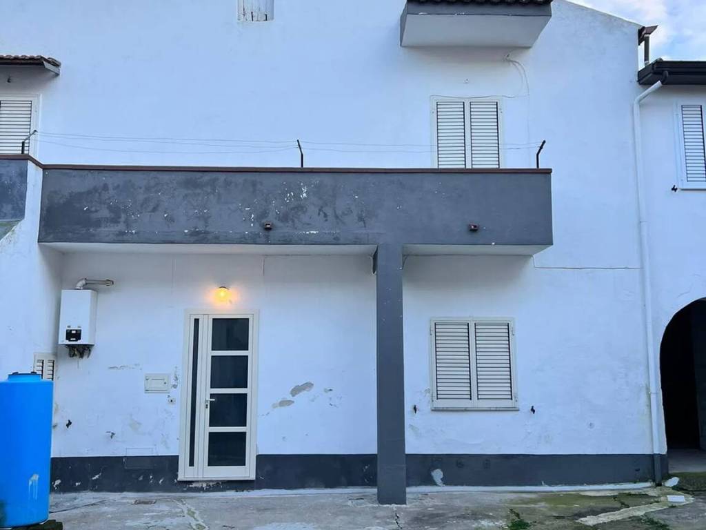 Villa a Falciano del massico in Corso Garibaldi, 29 - Foto 4