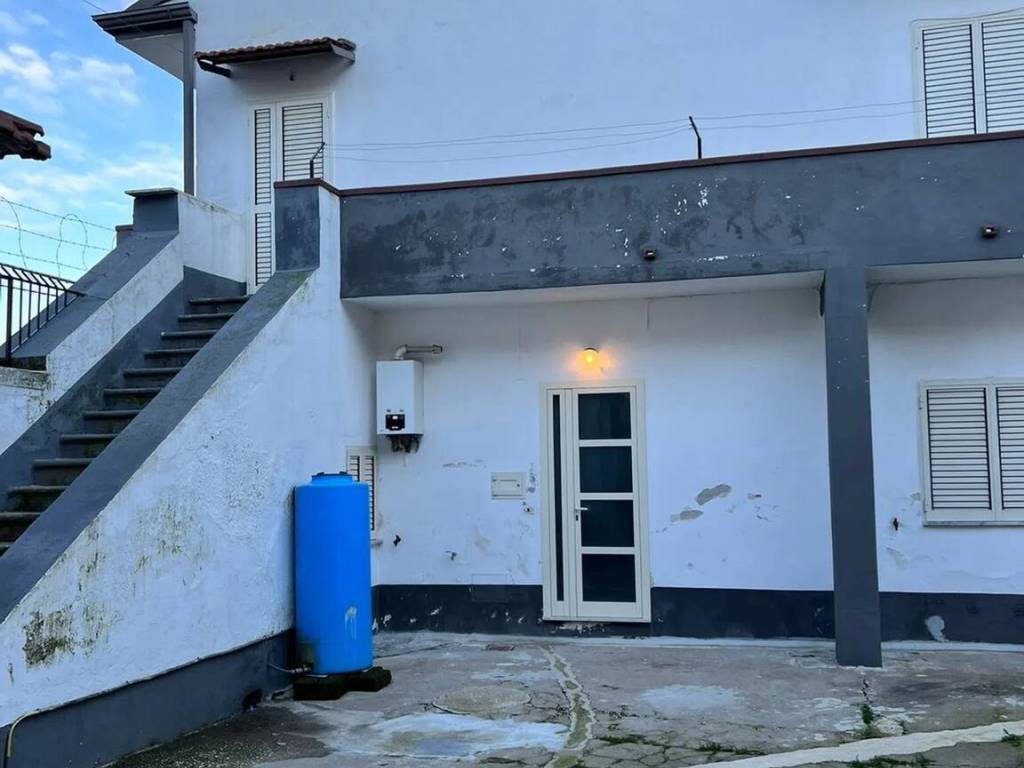Villa a Falciano del massico in Corso Garibaldi, 29 - Foto 5