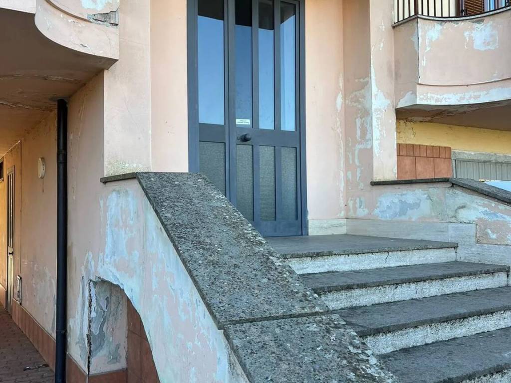 Appartamento a Carinola in Viale Dei Platani S.N.C. - Foto 4