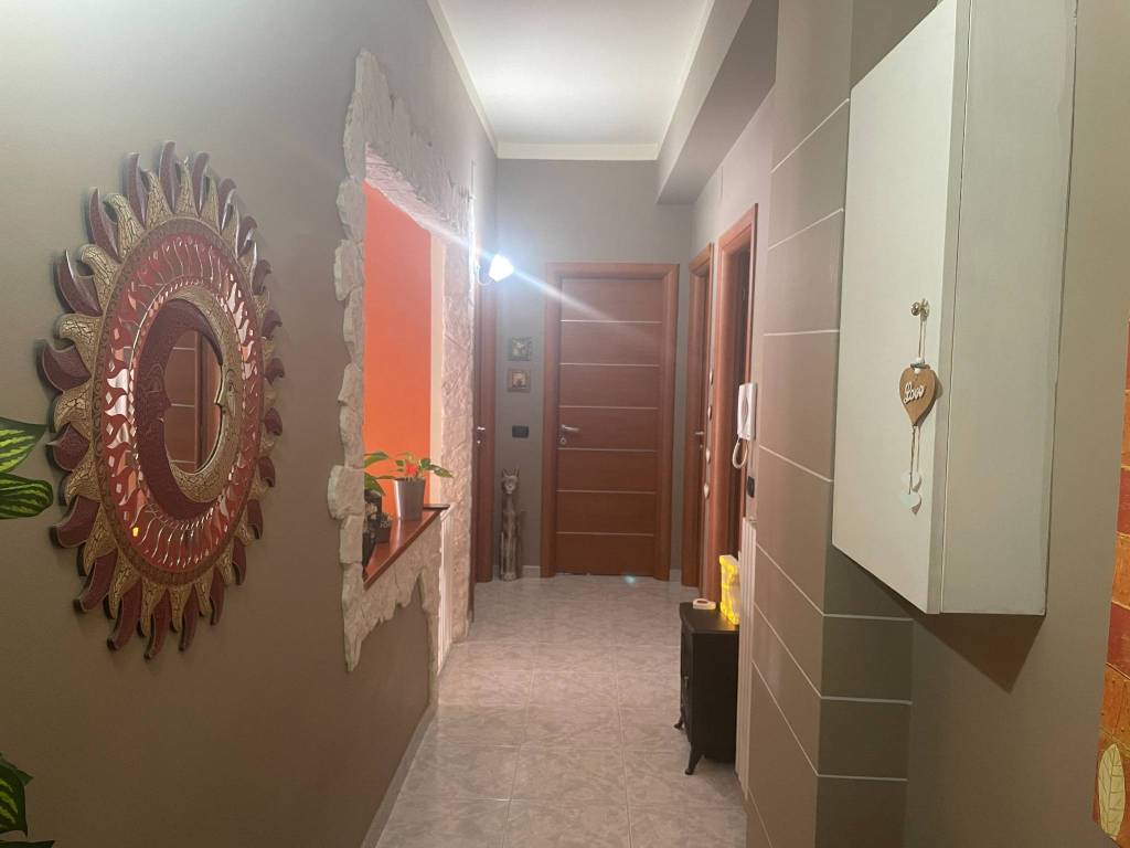 Appartamento a Lamezia terme in Via Papa Pio XII - Foto 5
