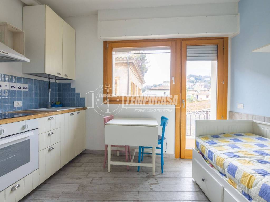 Appartamento a San benedetto del tronto in Via Gioacchino Rossini - Foto 2
