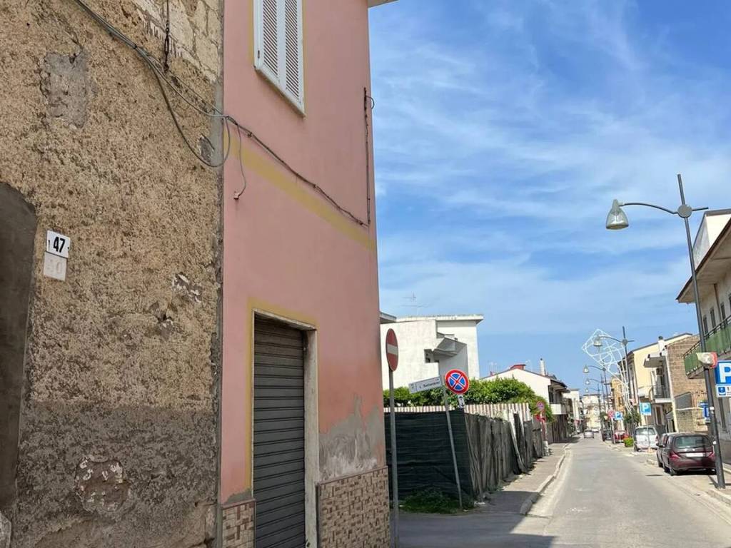 Villa a Mondragone in Via Trento, 57 - Foto 4