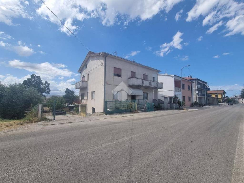 Appartamento a Atri in Via Borea delle Macine, 1 - Foto 3