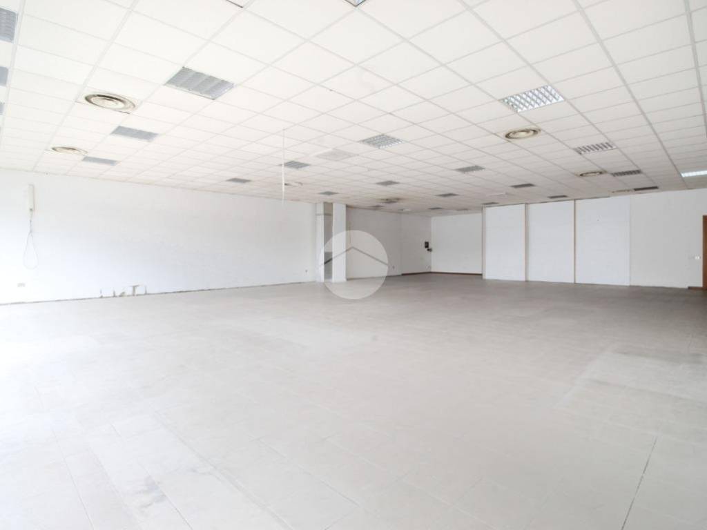 Loft / open space a San benedetto del tronto in Via Enrico De Nicola, 1 - Foto 3