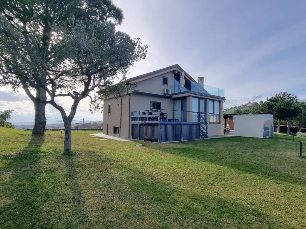 Casa indipendente a Roseto degli abruzzi in Località Giardino - Foto 3