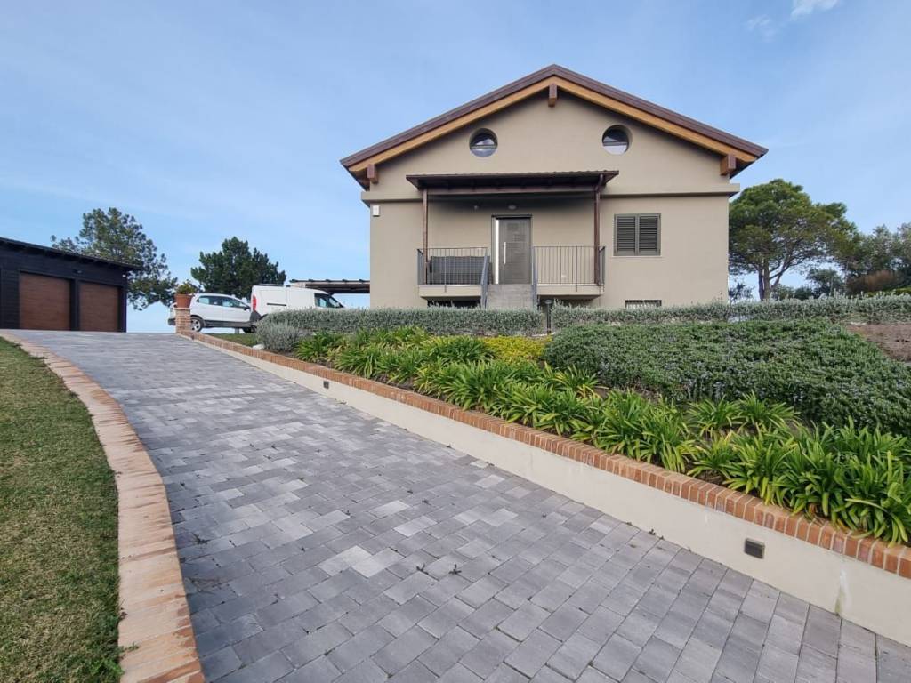 Casa indipendente a Roseto degli abruzzi in Località Giardino - Foto 4