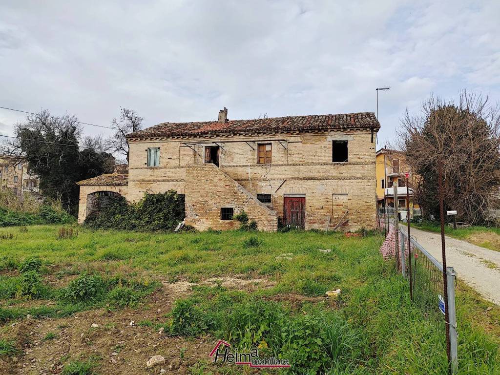 Rustico / casale a Osimo - Foto 2