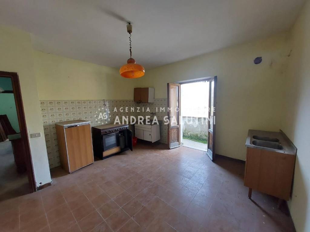 Appartamento a Santa maria a monte in Via Cappelletto, - Foto 4