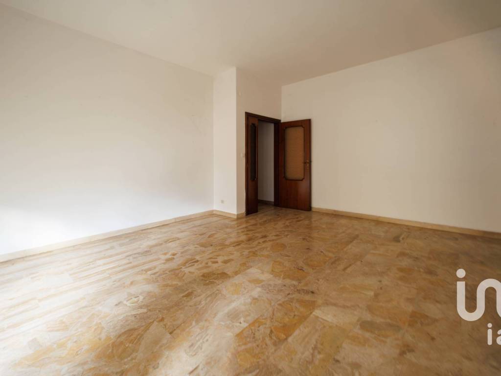 Appartamento a Isola del gran sasso d'italia in Via Largo Torrione, 7 - Foto 4