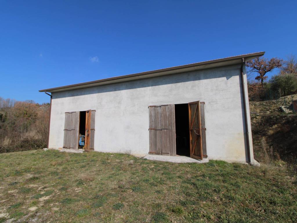 Rustico / casale a Gubbio in Strada di Torre dell' Olmo - Foto 3