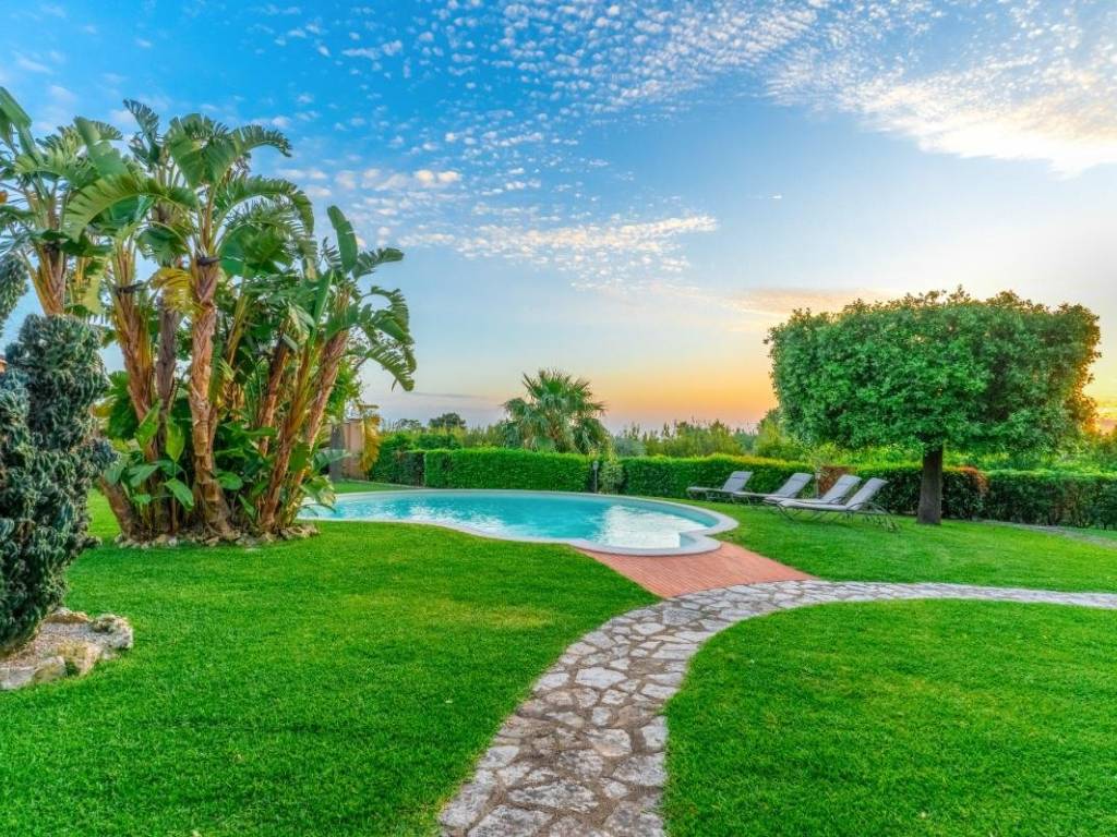 Villa a Polistena in Via Architetto Rodinò Toscano, 17 - Foto 4