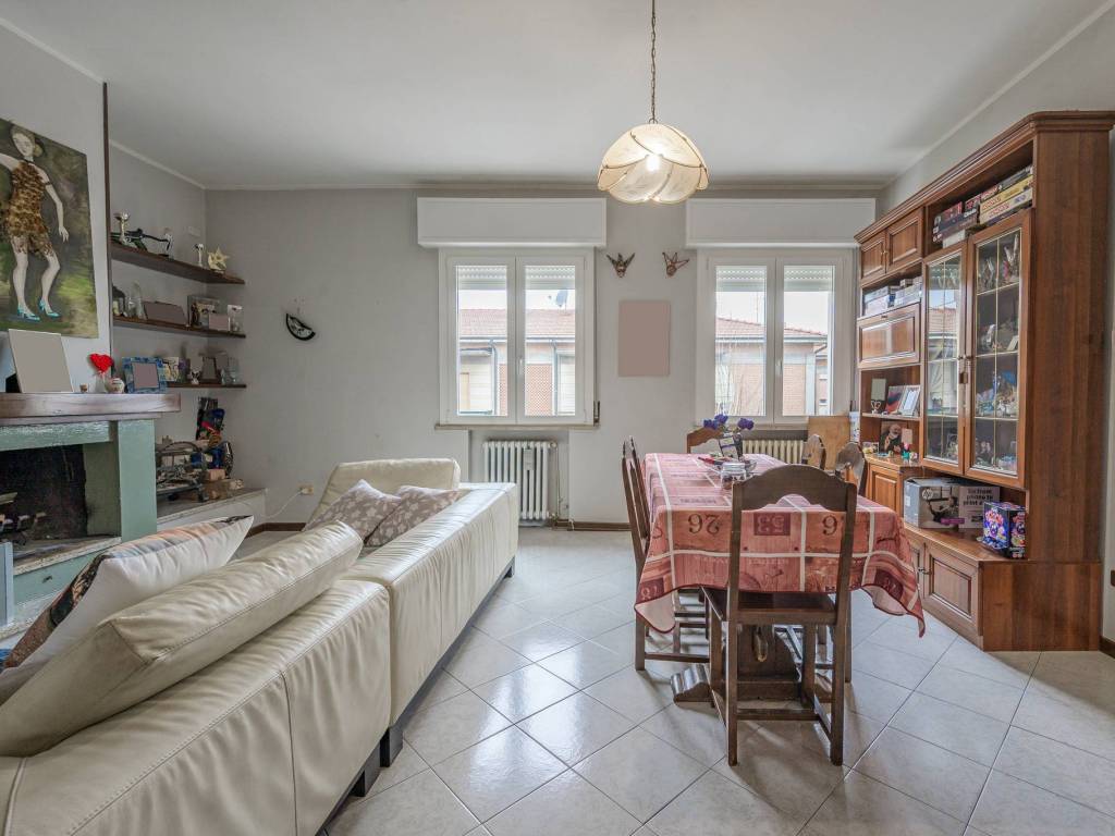 Appartamento a Casalgrande in Via Antonio Gramsci - Foto 2