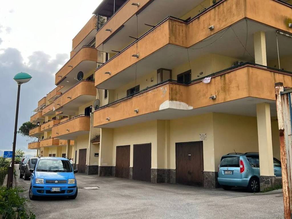 Appartamento a Sessa aurunca in Via Sant'Agata S.N.C. - Foto 2