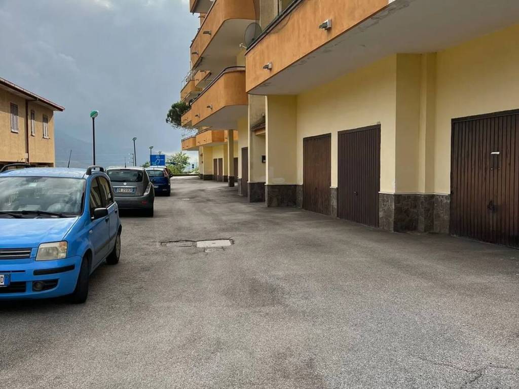 Appartamento a Sessa aurunca in Via Sant'Agata S.N.C. - Foto 4