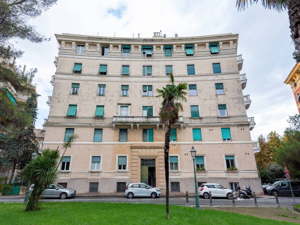 Appartamento a Genova in Piazza Cristoforo Bonavino - Foto 3