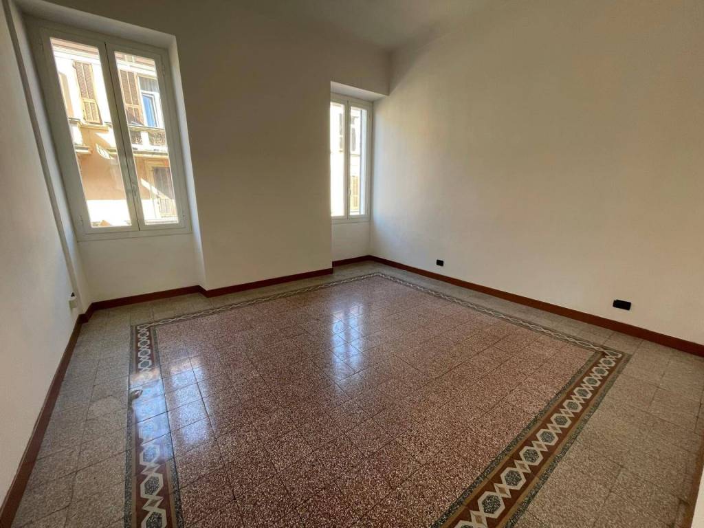 Appartamento a Ventimiglia in Via Aprosio, 19 - Foto 2
